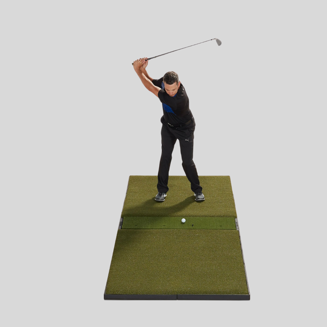 Fiberbuilt Studio Golf Mat, Center Hitting, 9' x 4'